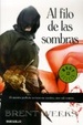Cover of Al filo de las sombras