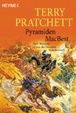 Cover of Pyramiden. MacBest. Zwei Romane von der bizarren Scheibenwelt.