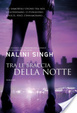 Cover of Tra le braccia della notte