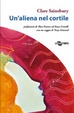 Cover of Un'aliena nel cortile