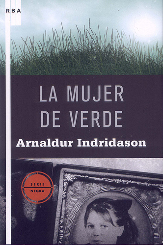 LA MUJER DE VERDE