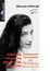 Cover of Ciliegia rossa su piastrelle bianche