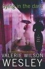 Dying in the Dark : A Tamara Hayle Mystery